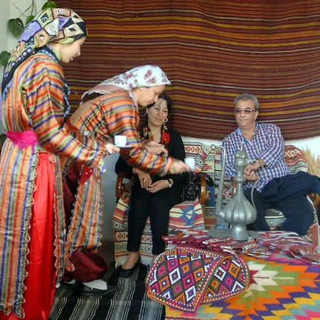 Alila Кейджегиз